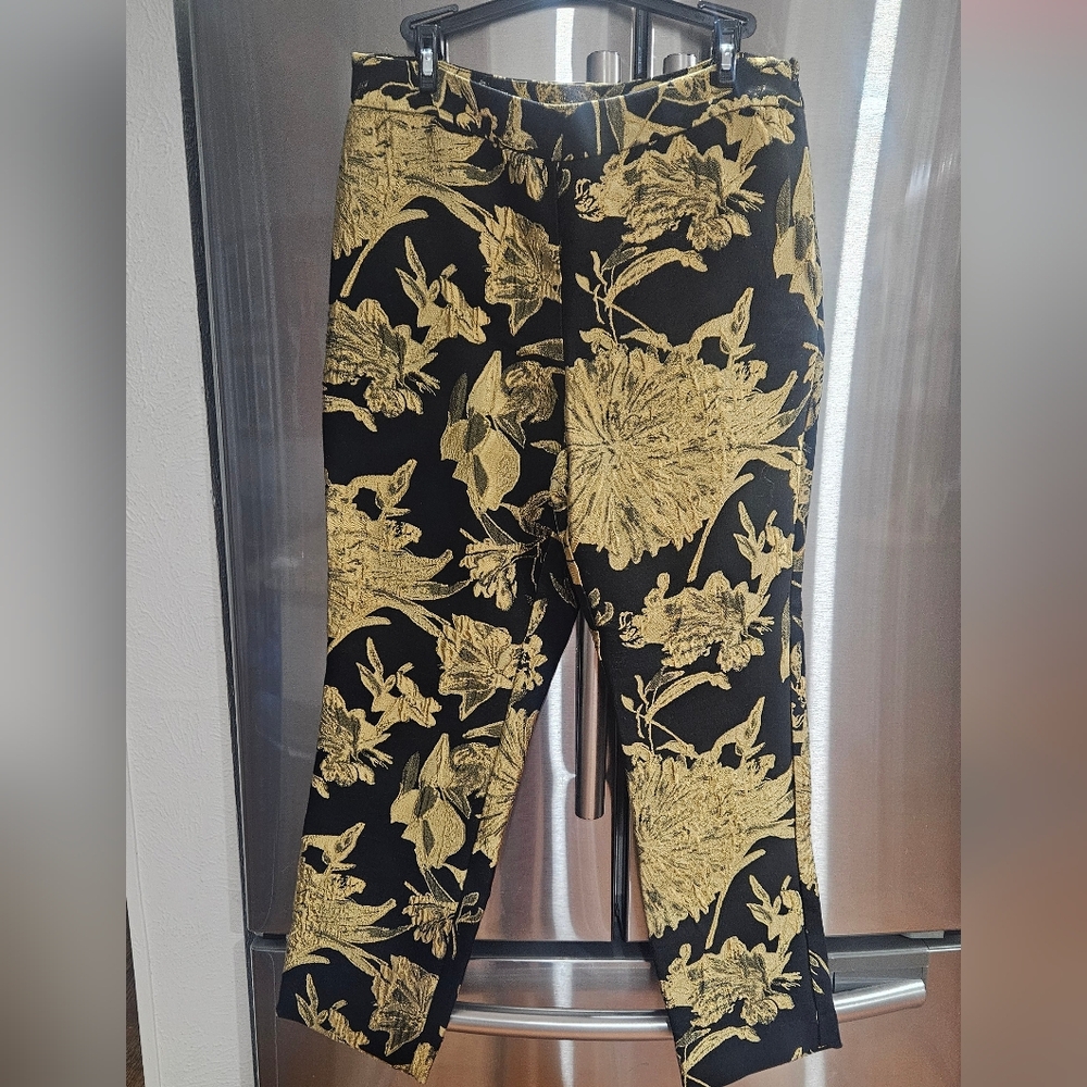 Natori Jacquard Black & Gold Crop Pants